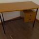 Bureau formica imitation bois 1950