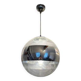 Suspension sphère, Italie années 1990