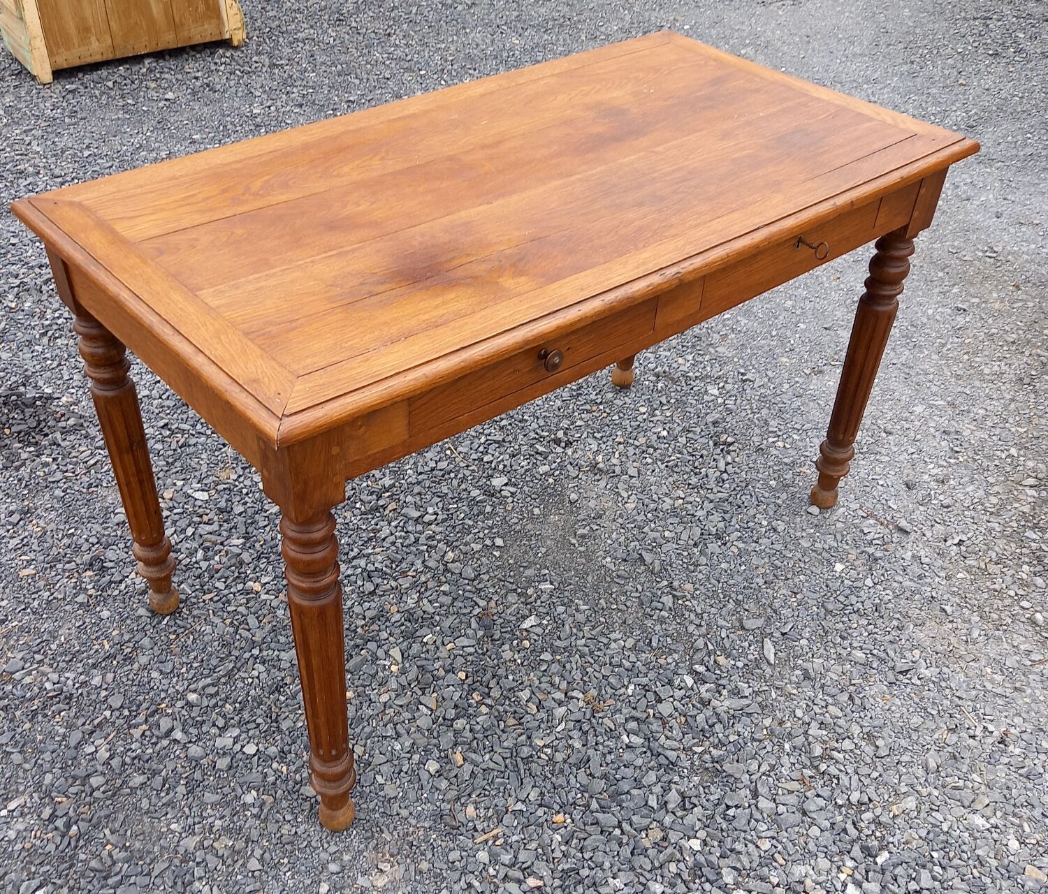 Old oak table or desk 2 drawers