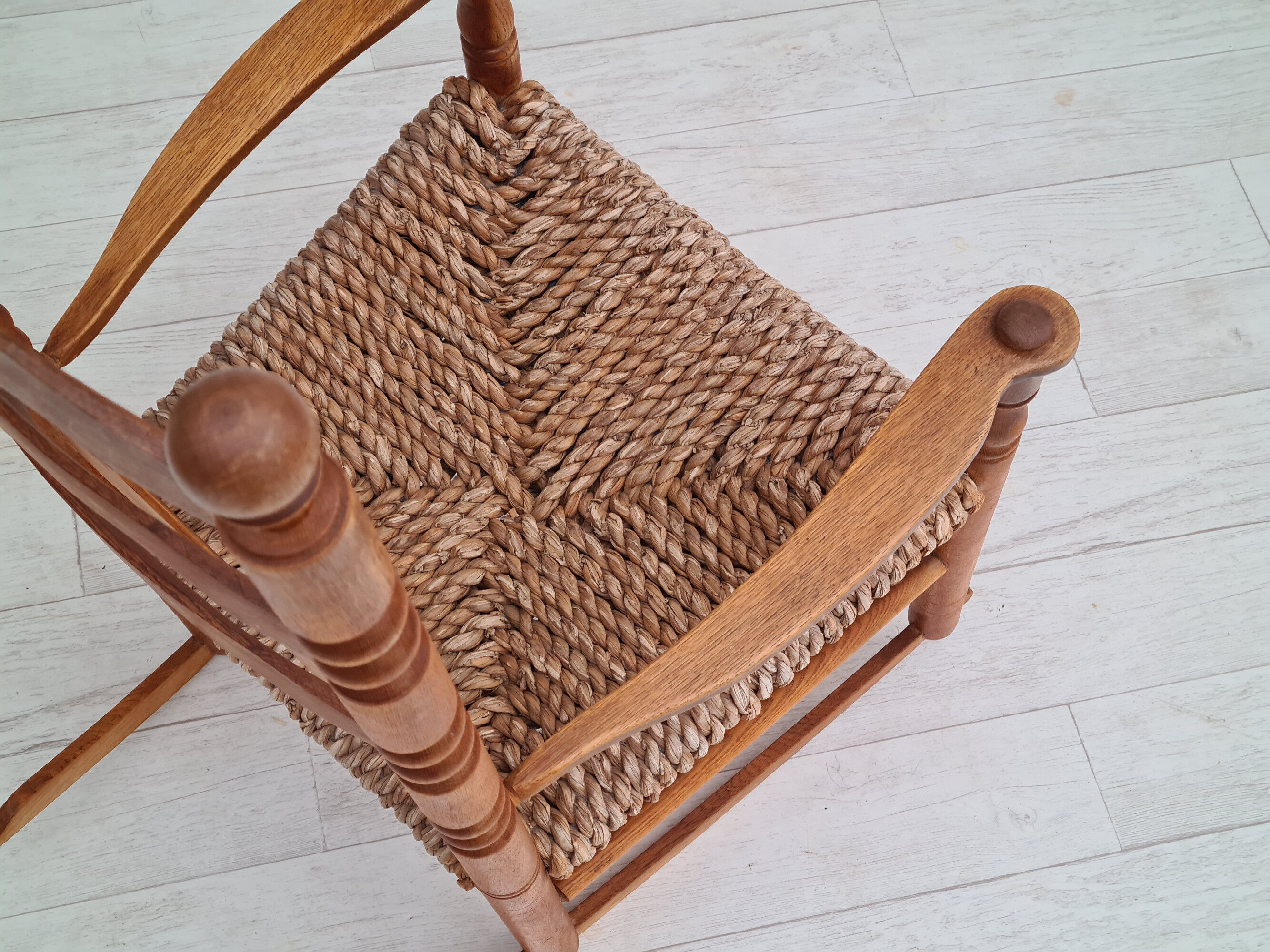 Rocking-chair, oak wood, natural fiber