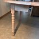 Extendable round table