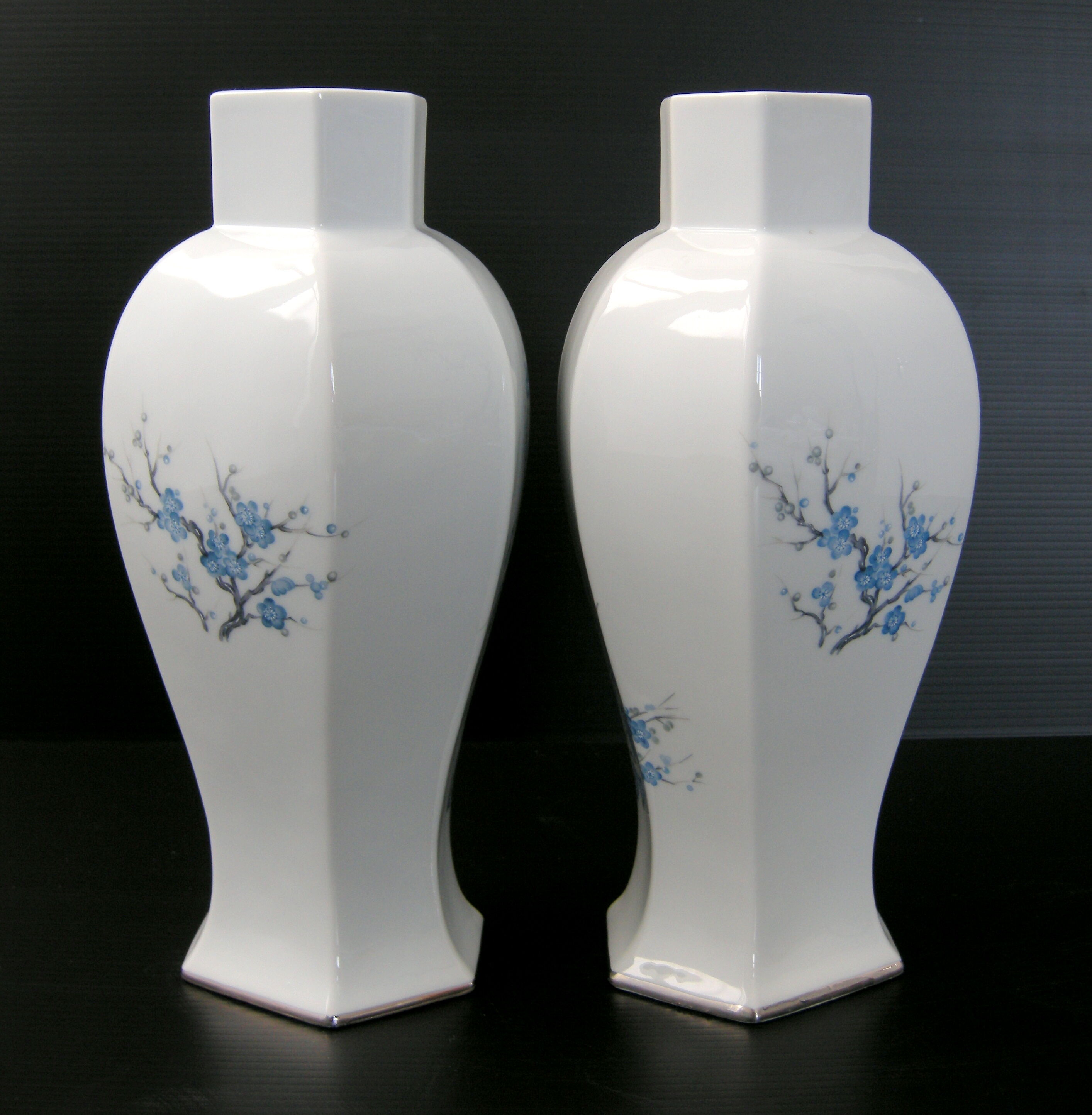 Paire de vases vintage 1960 porcelaine de Limoges