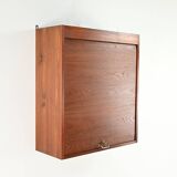Cabinet Danois Suspendu, Danemark, C.1960.
