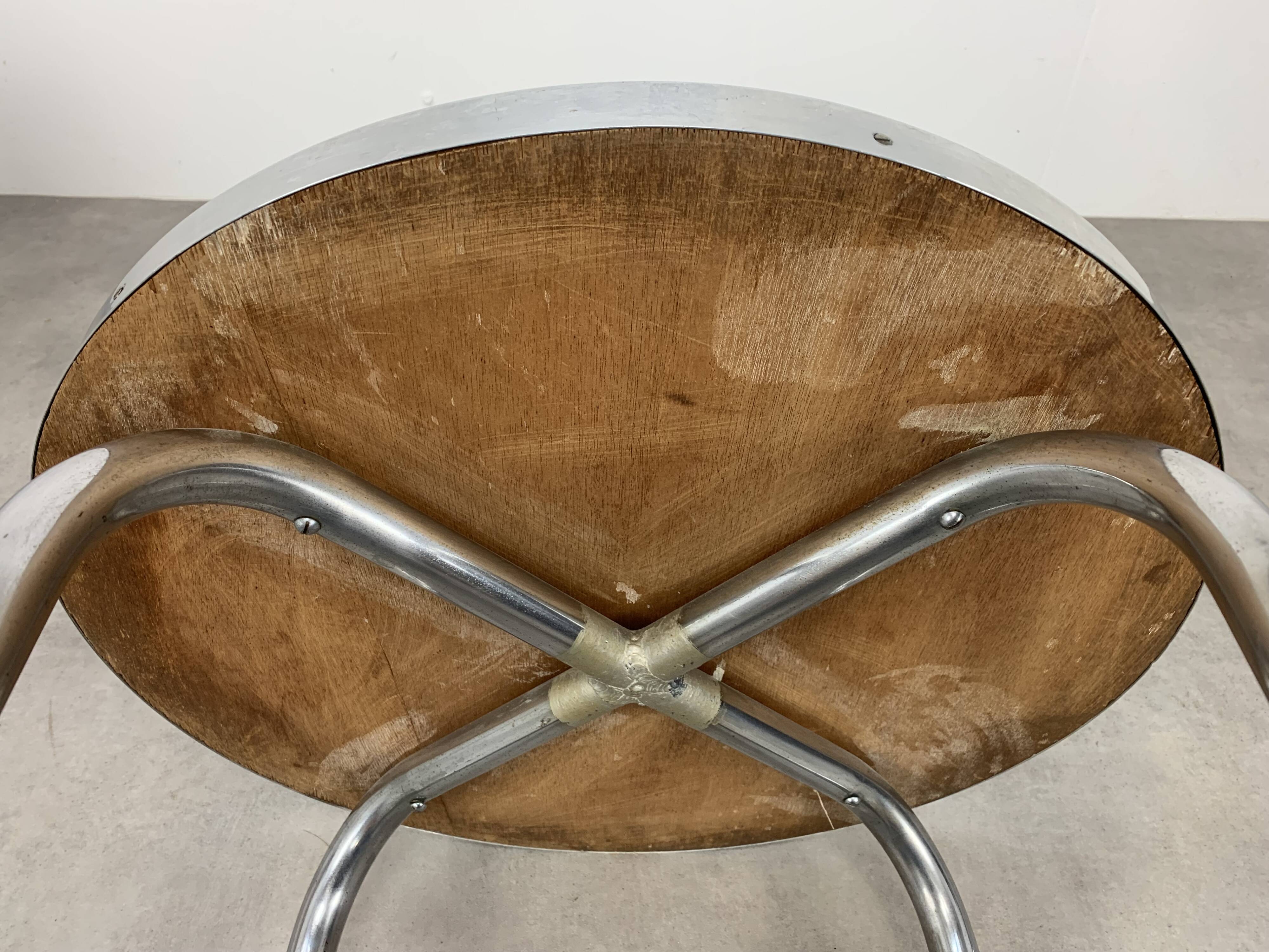 Bauhaus pedestal table, side table