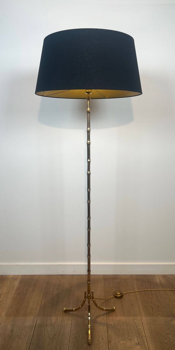 Lampadaire de parquet en bronze façon faux-bambou de la maison Baguès