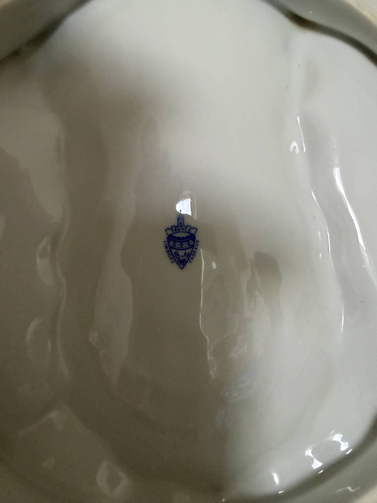 Limoges porcelain oyster plate BH, Art Nouveau botanical decoration.
