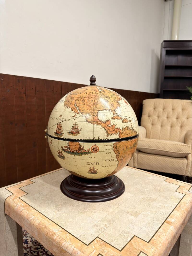 Table Barglobe Zoffoli classique italien