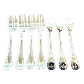 Seven Ornate Pastry Forks. Vintage Cake Forks.