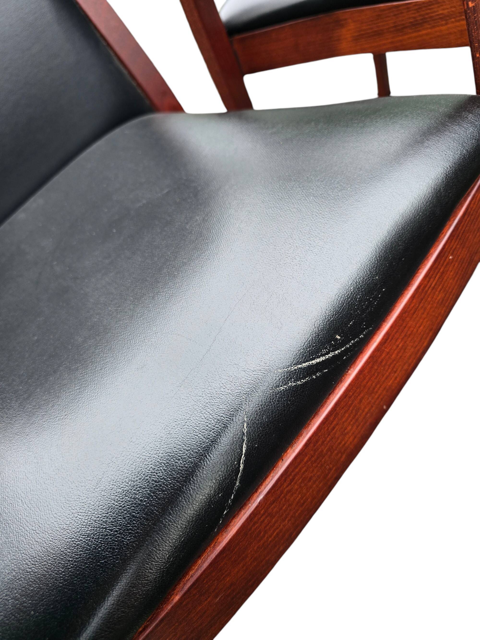 6 contemporary bridge chairs in mahogany wood and black leather