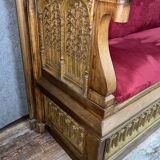 Monumental Gothic style bench in solid oak and patinated plaster circa 1800 / length 282 cm
