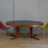 Extendable oval table baumann in elm central foot