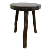 Tabouret brutaliste en bois massif