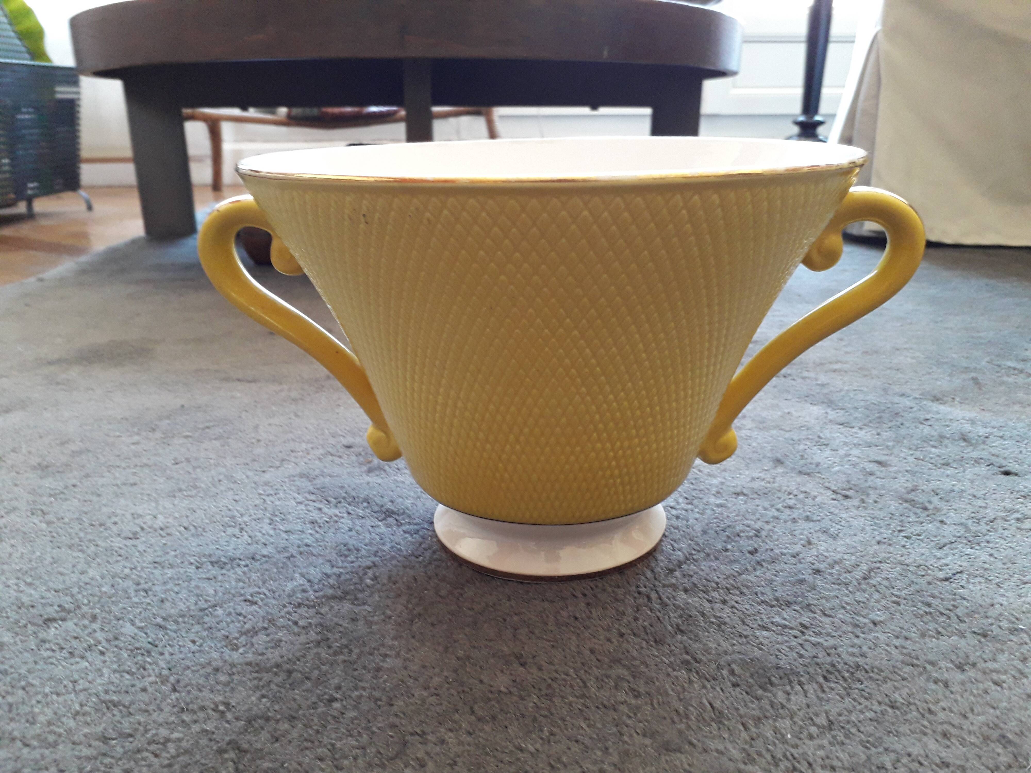 Vintage ceramic signed Salins