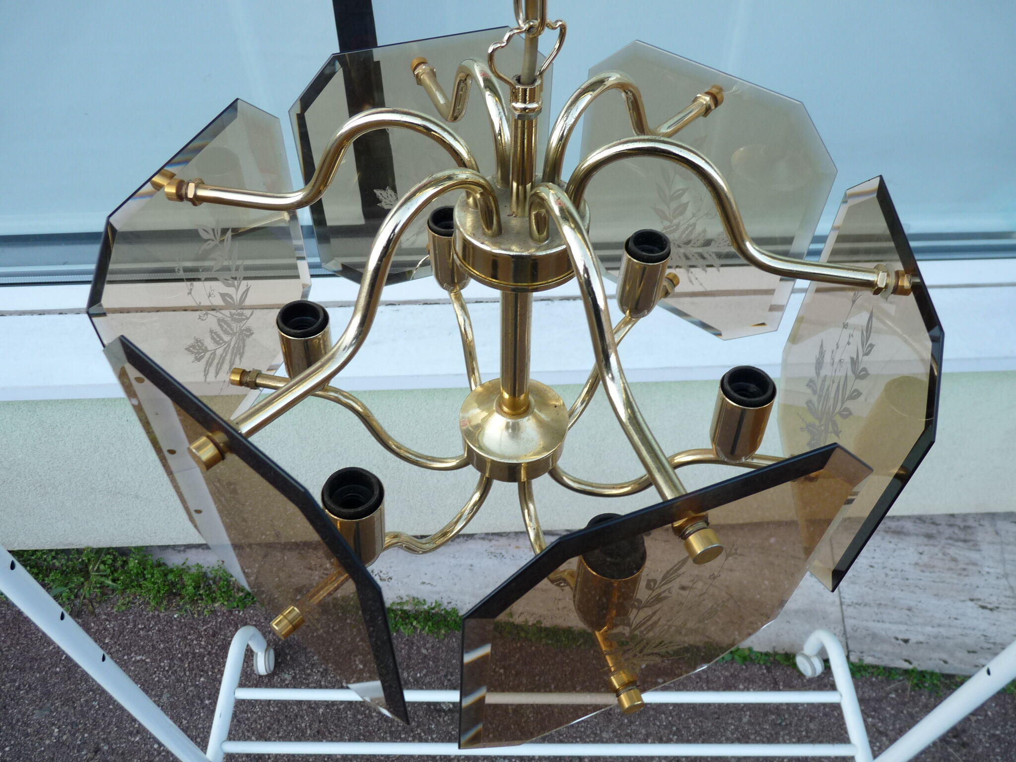 Golden chandelier 6 bevelled smoky glass lights