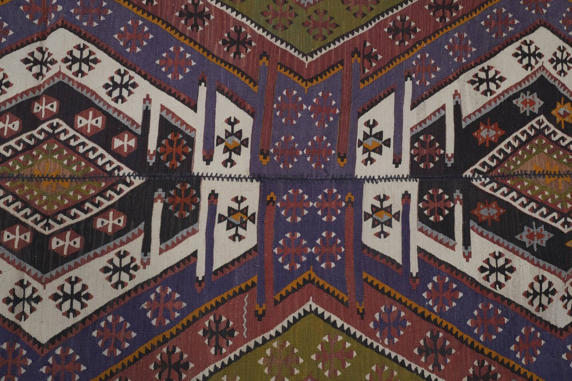 Vintage Turkish kilim, handwoven, 150x363 cm.