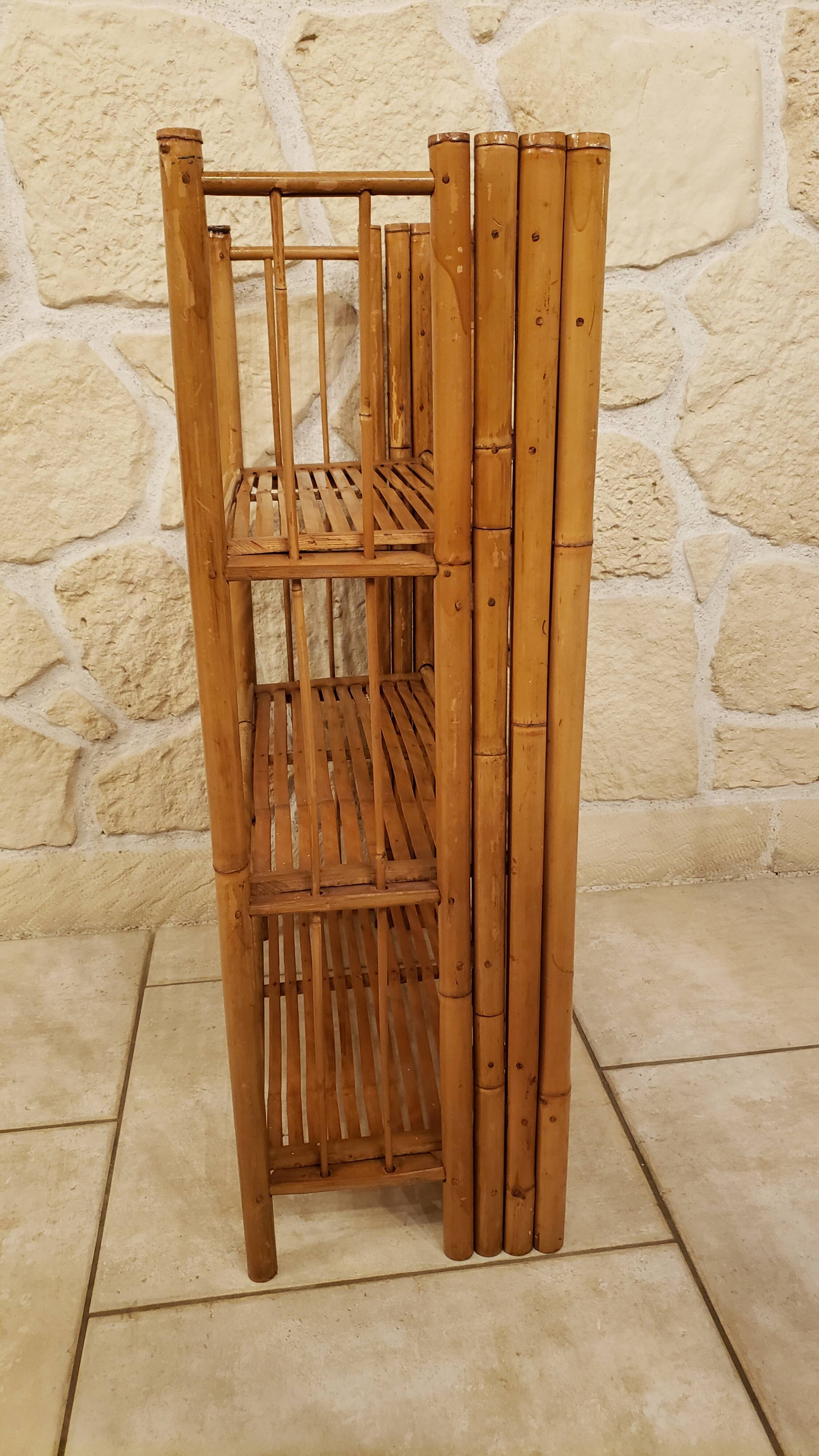 Vintage rattan folding shelf/bookcase
