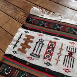 Small Berber vintage rug 47x75cm