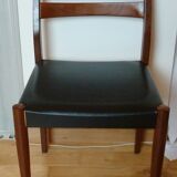 Suite of 4 Italian chairs