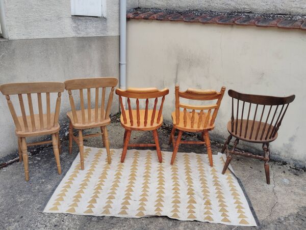 Set 5 chaises Windsor/ Western dépareillées