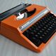 Machine à écrire Silverette orange vintage 60