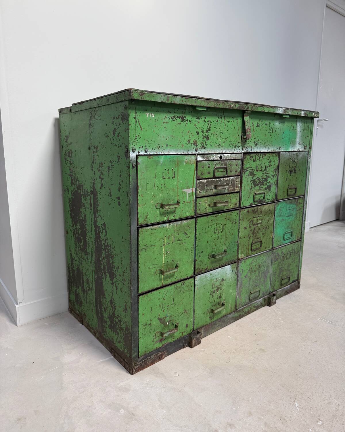 Green metal drawer cabinet