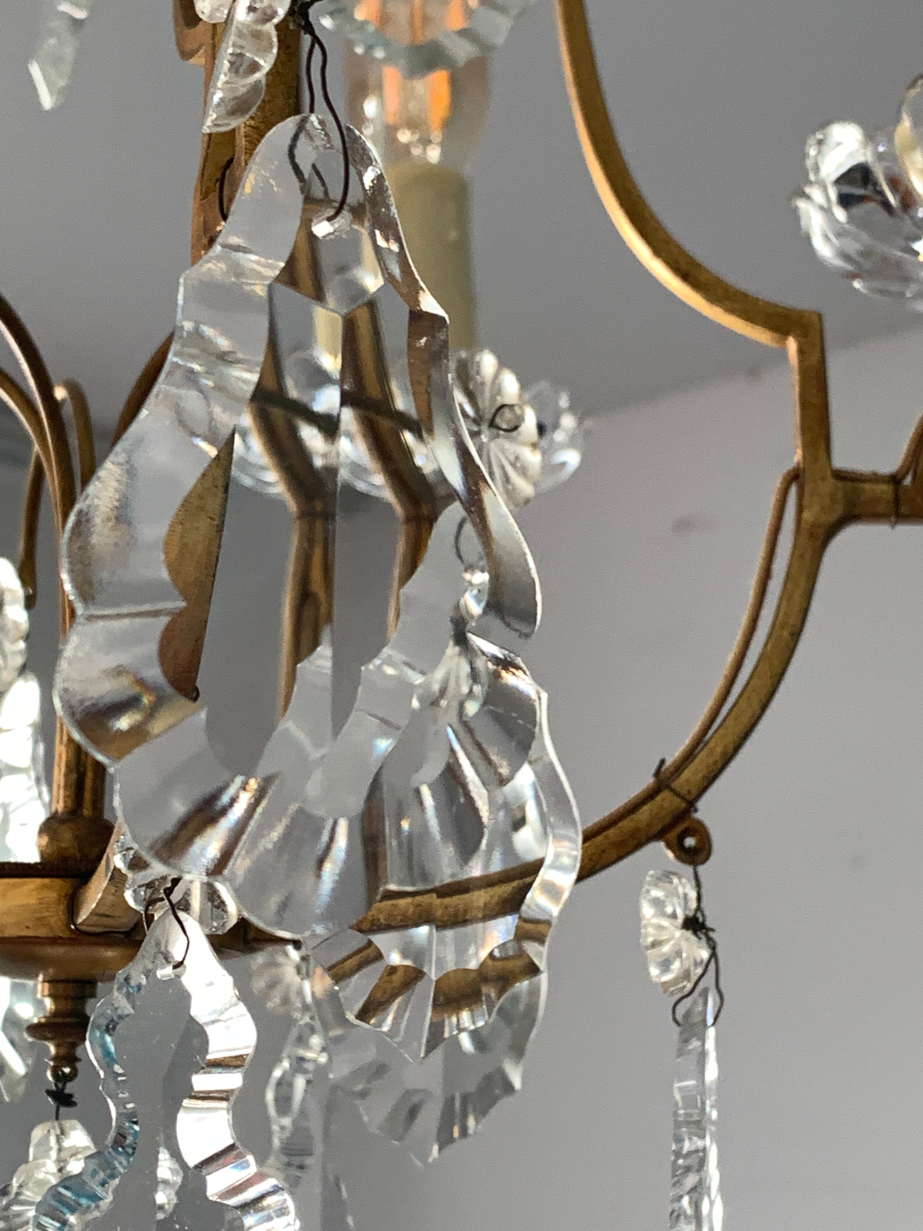 Lustre pampilles en cristal style Louis XVI, XXème