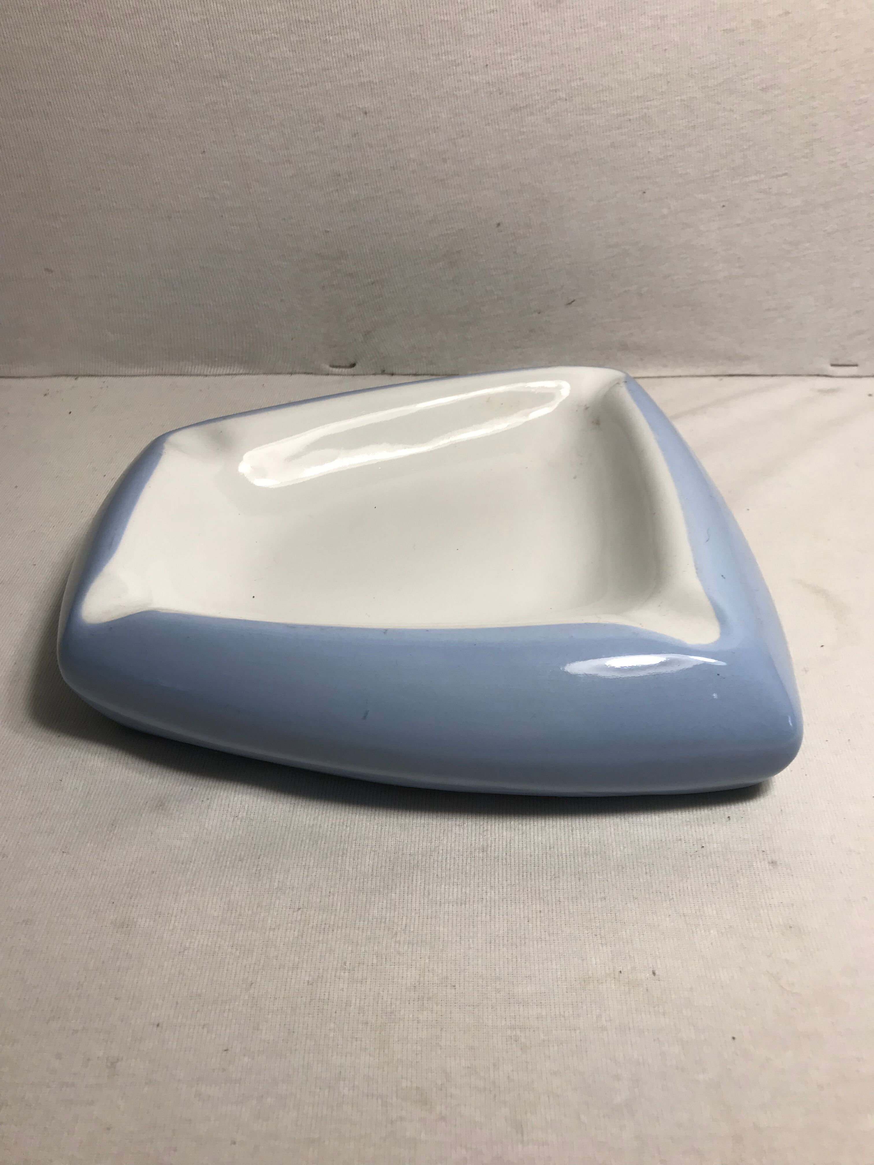 Old ashtray ceramic glazed large model white & blue vintage