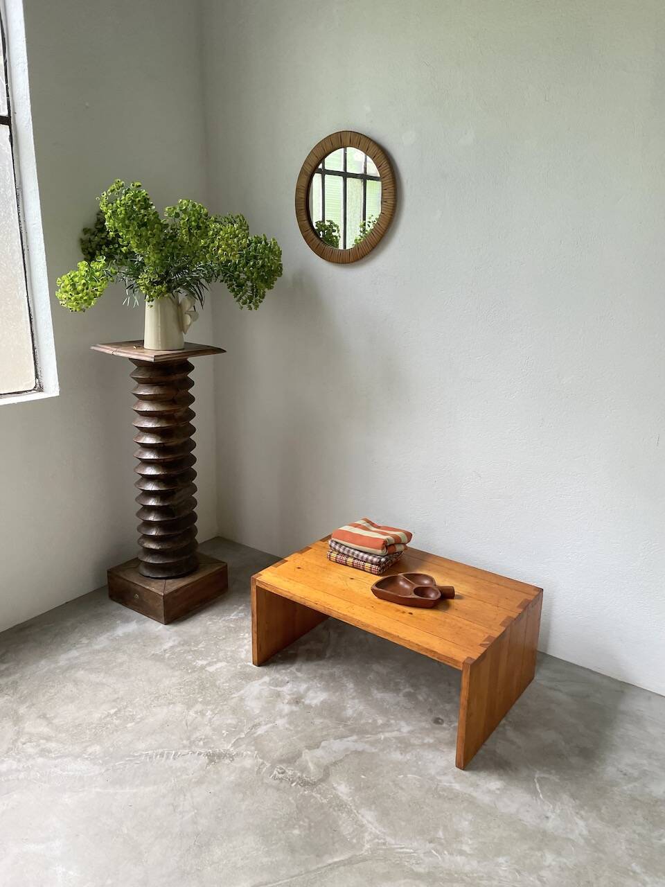 Maison Regain pine coffee table