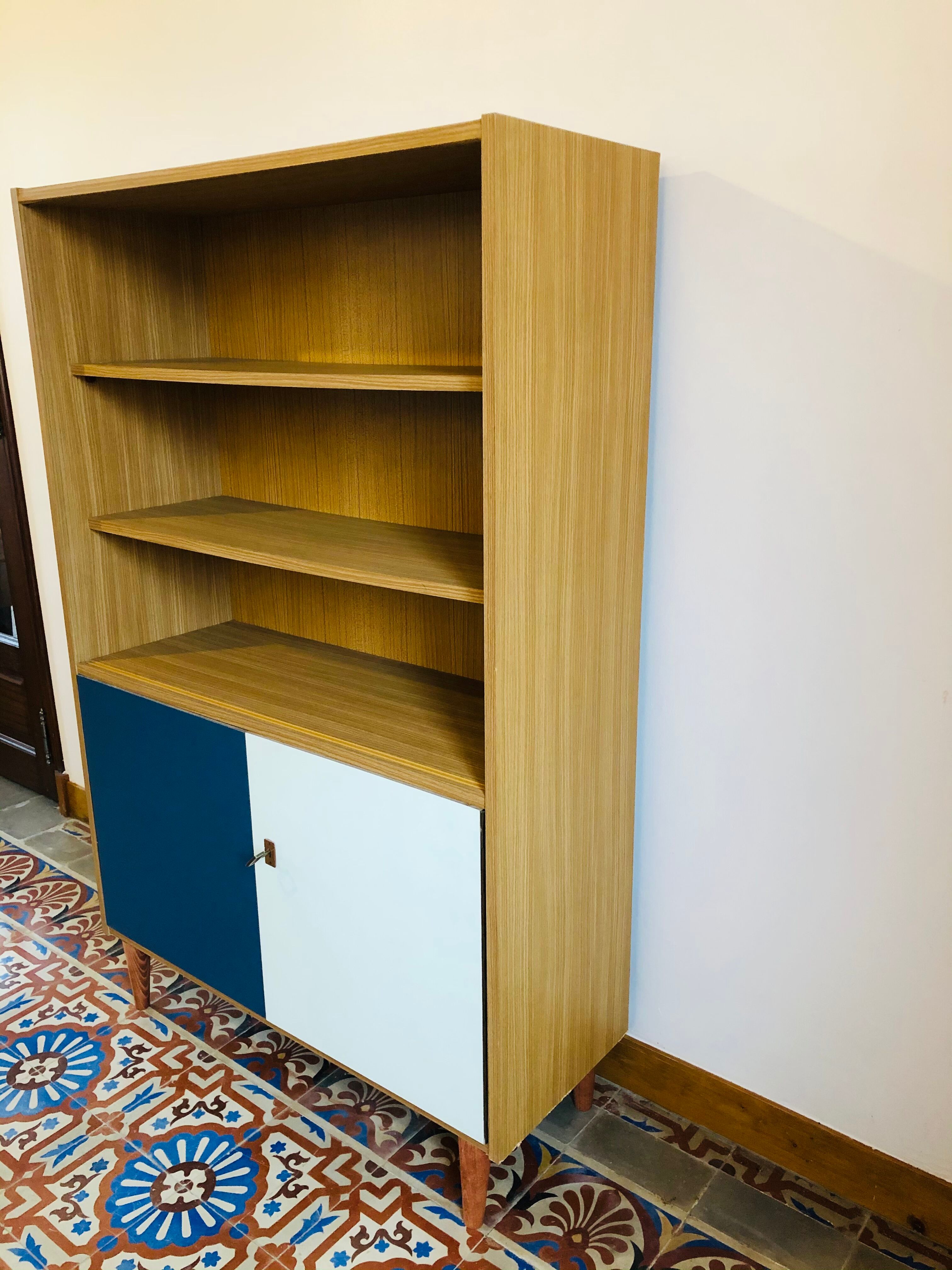 Vintage Library 1970