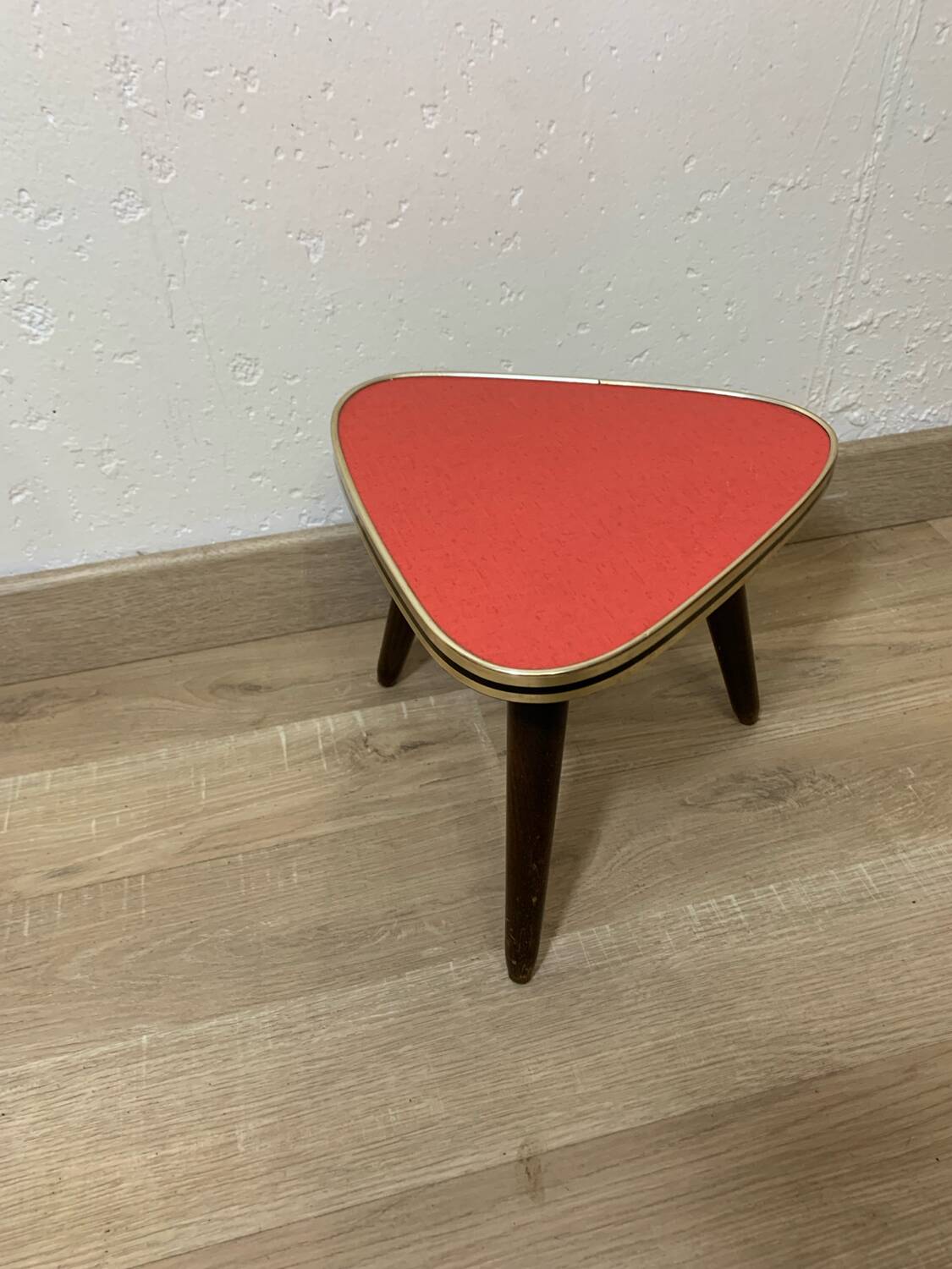 Vintage triangular plant holder