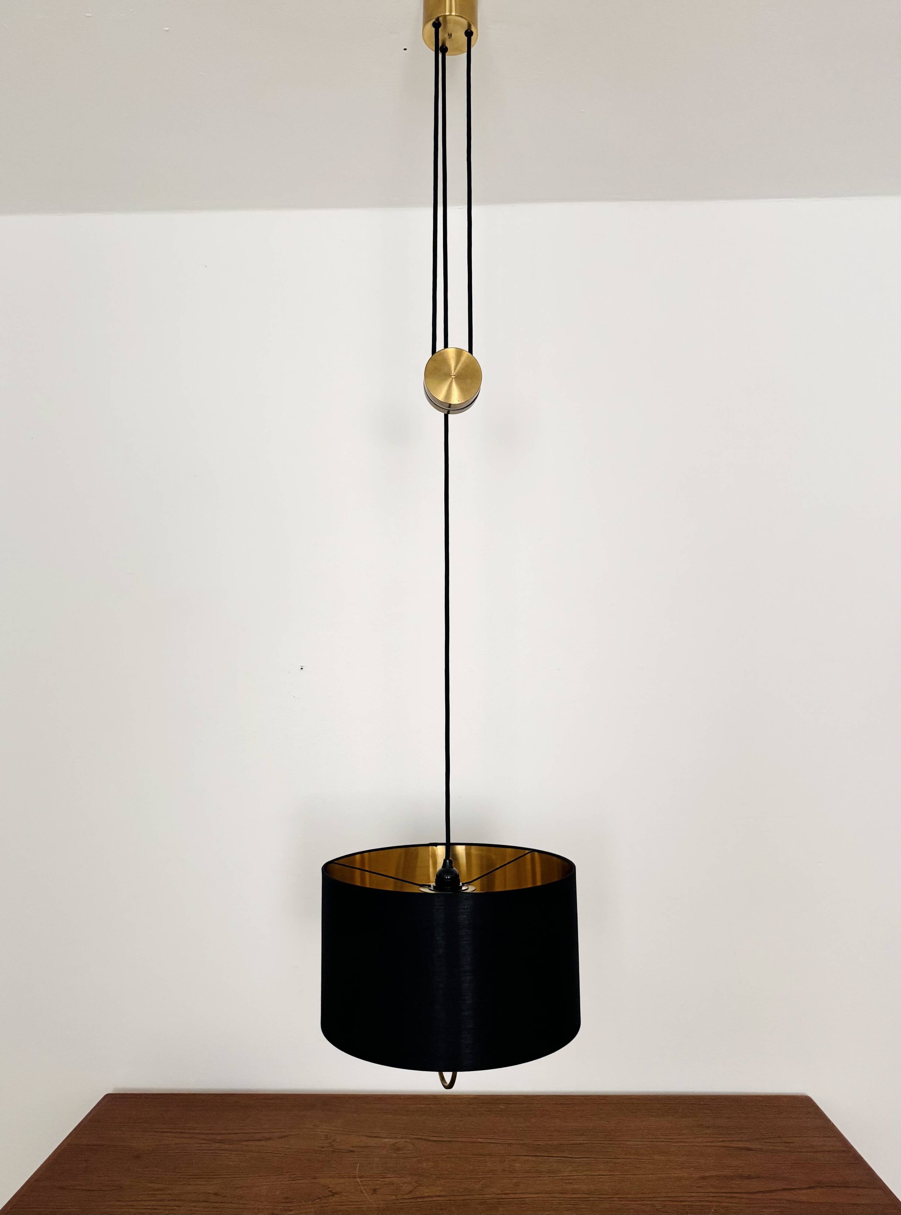 Lampe à pendentif Jo-Jo réglable par Florian Schulz