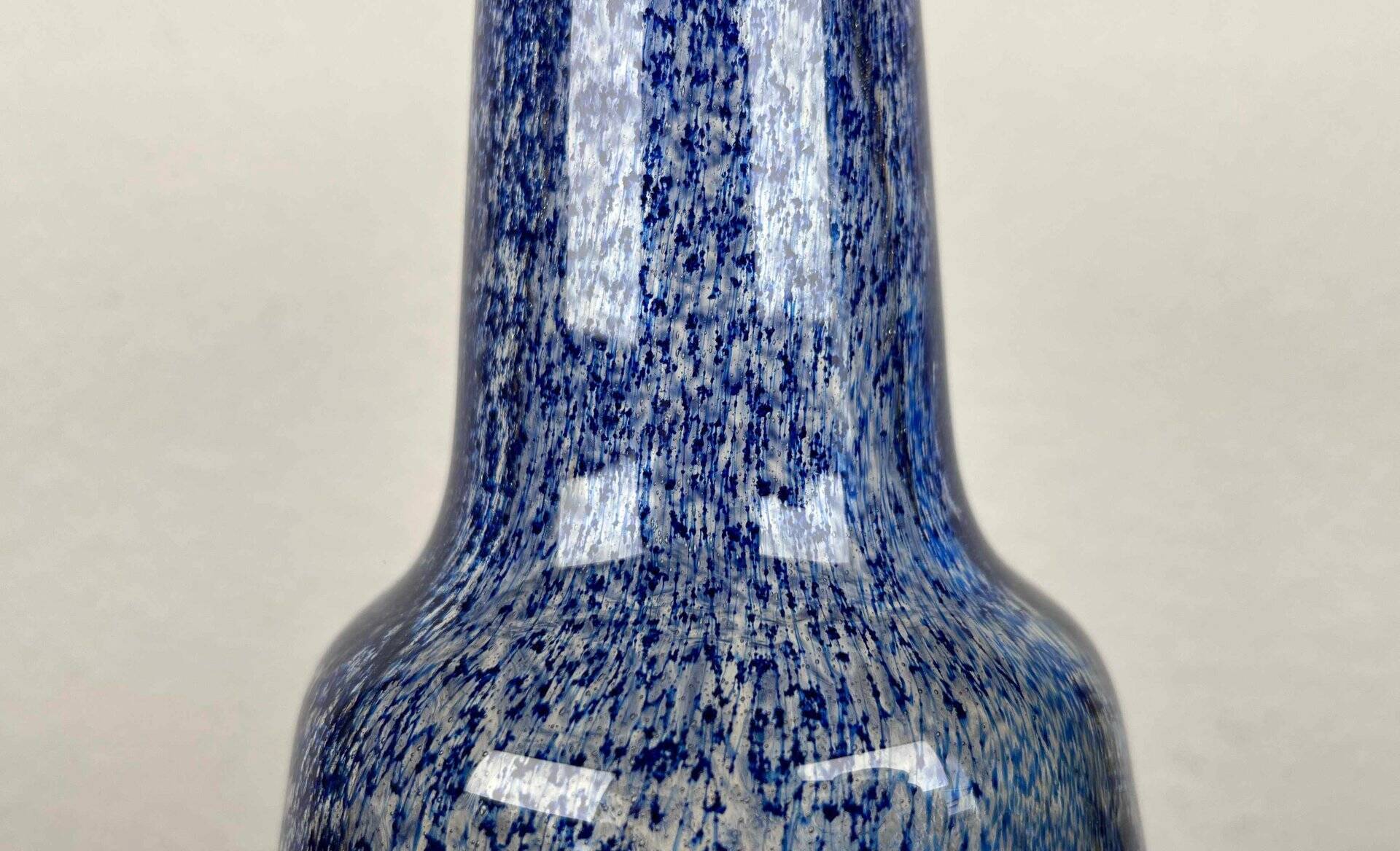 Vintage Swedish glass vase by Sven Vallien for Kosta Boda.