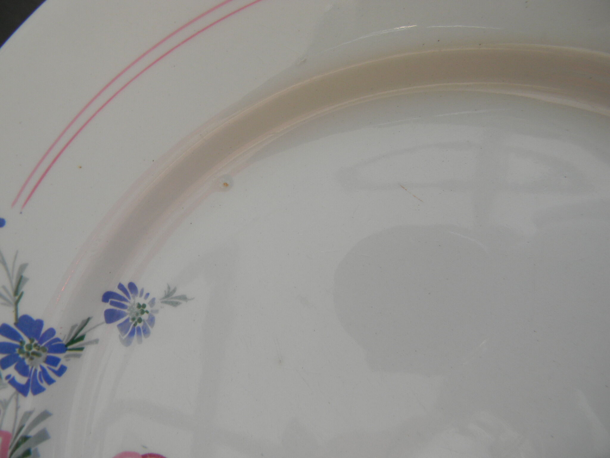 Cake plate, earthenware cup from luneville