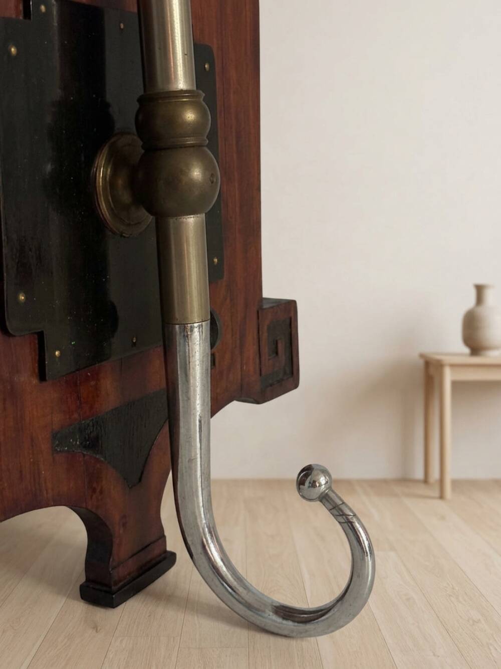 Vintage coat rack mid-century wooden rack with metal hooks, 55 × 40 × 92 cm