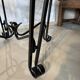 Paire de tables d’appoint vintage en fer forgé et verre – esprit Méditerran
