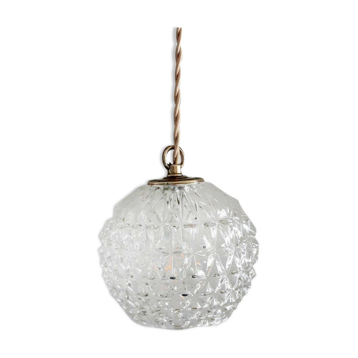 Chiseled vintage globe player