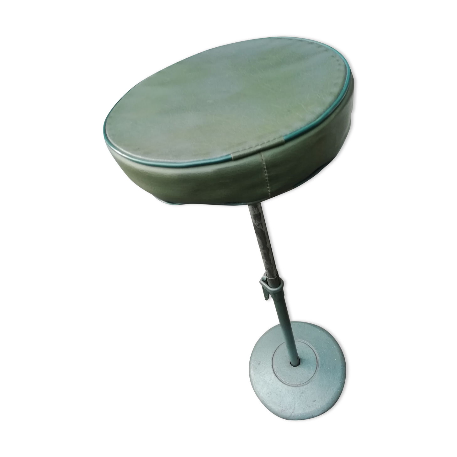 Industrial workstation stool
