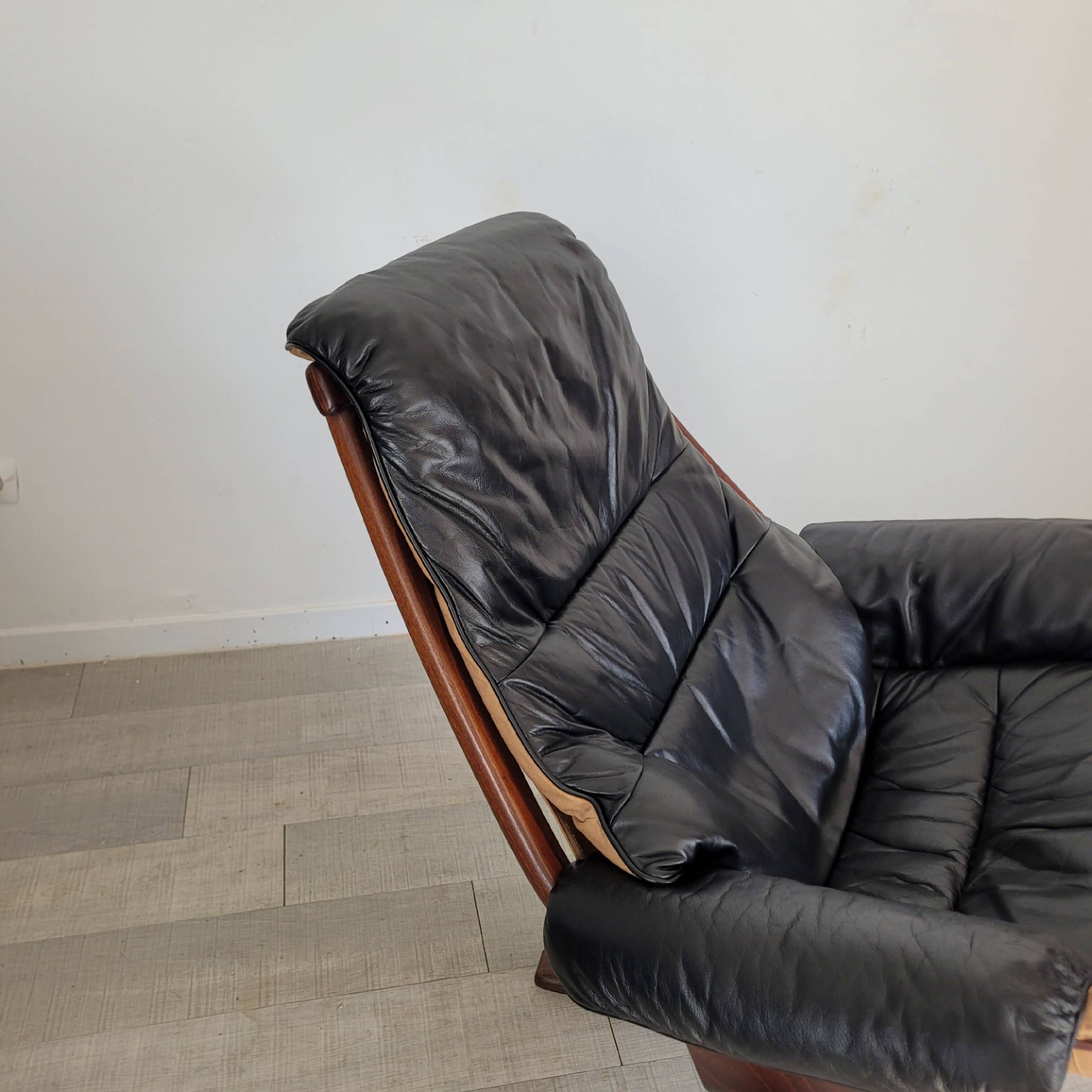 Vintage Göte Mobler 1960s swivel and reclining lounge chair