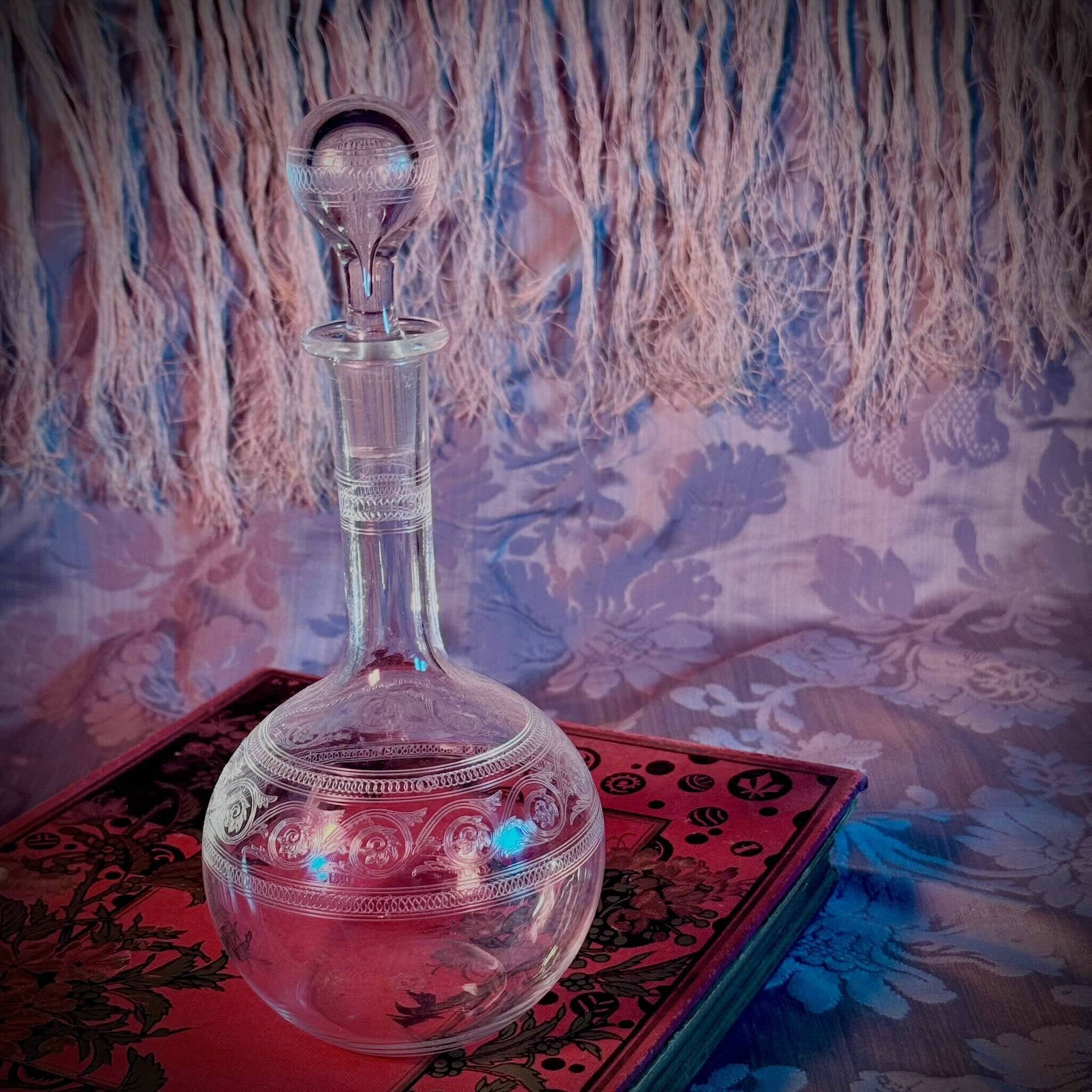 Carafe en cristal Baccarat | Modèle Athénienne | Style Art Nouveau