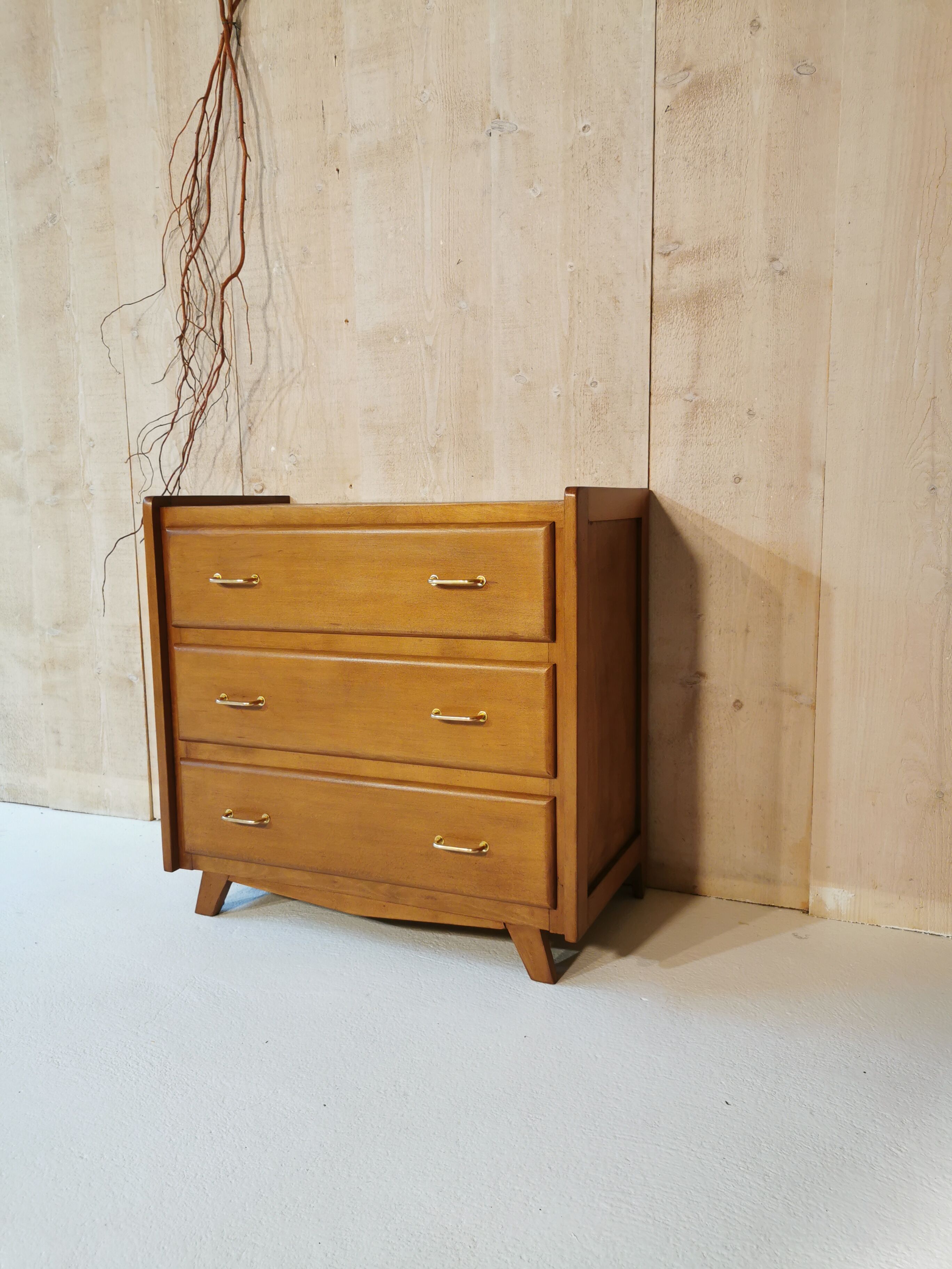 Vintage chest of drawers