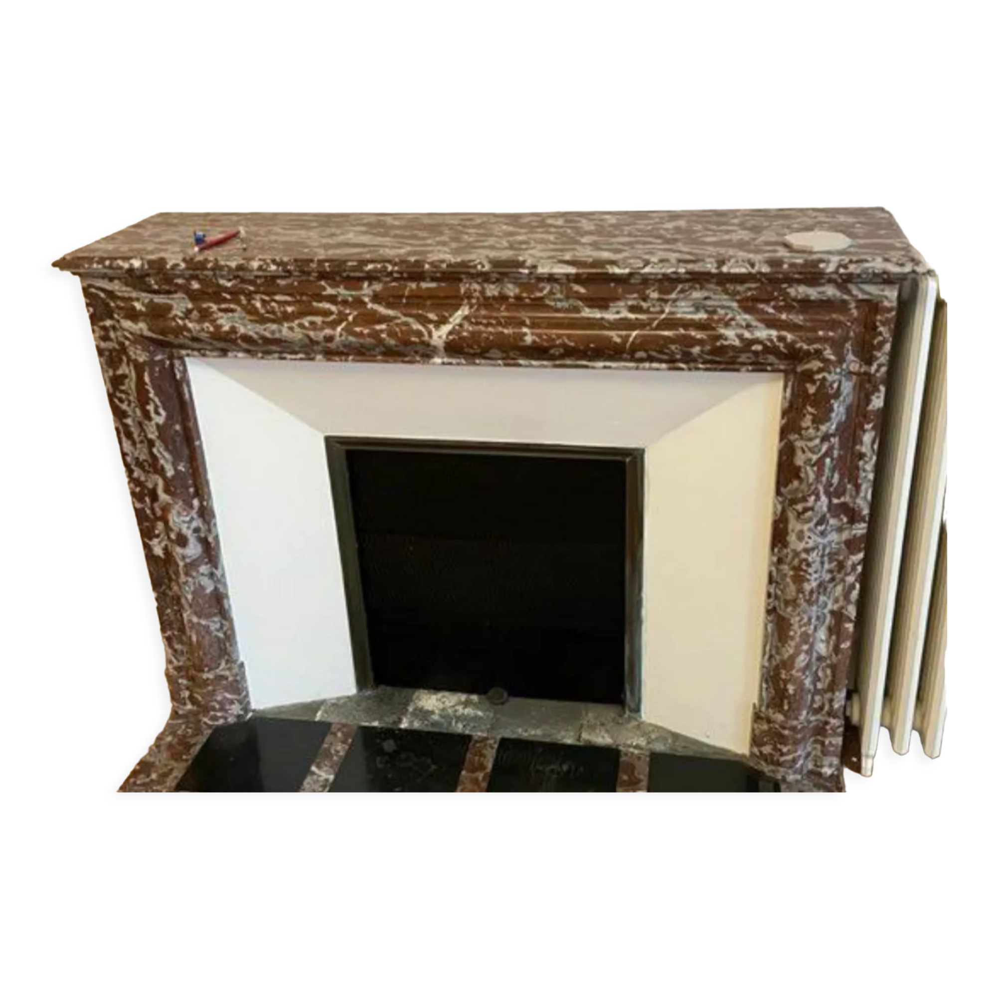 Fireplace in red marble from Languedoc
