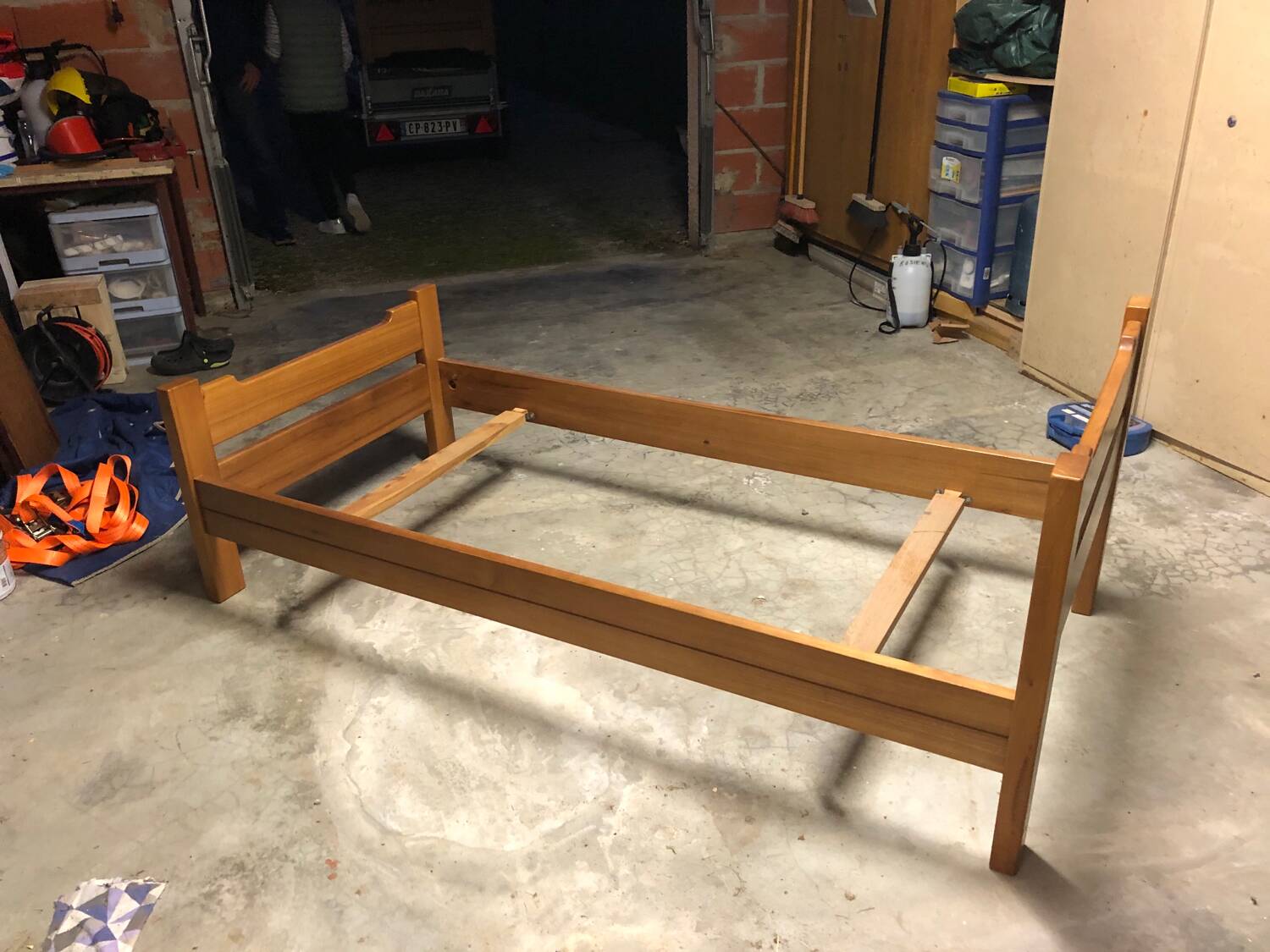 Maison Regain elm single bed