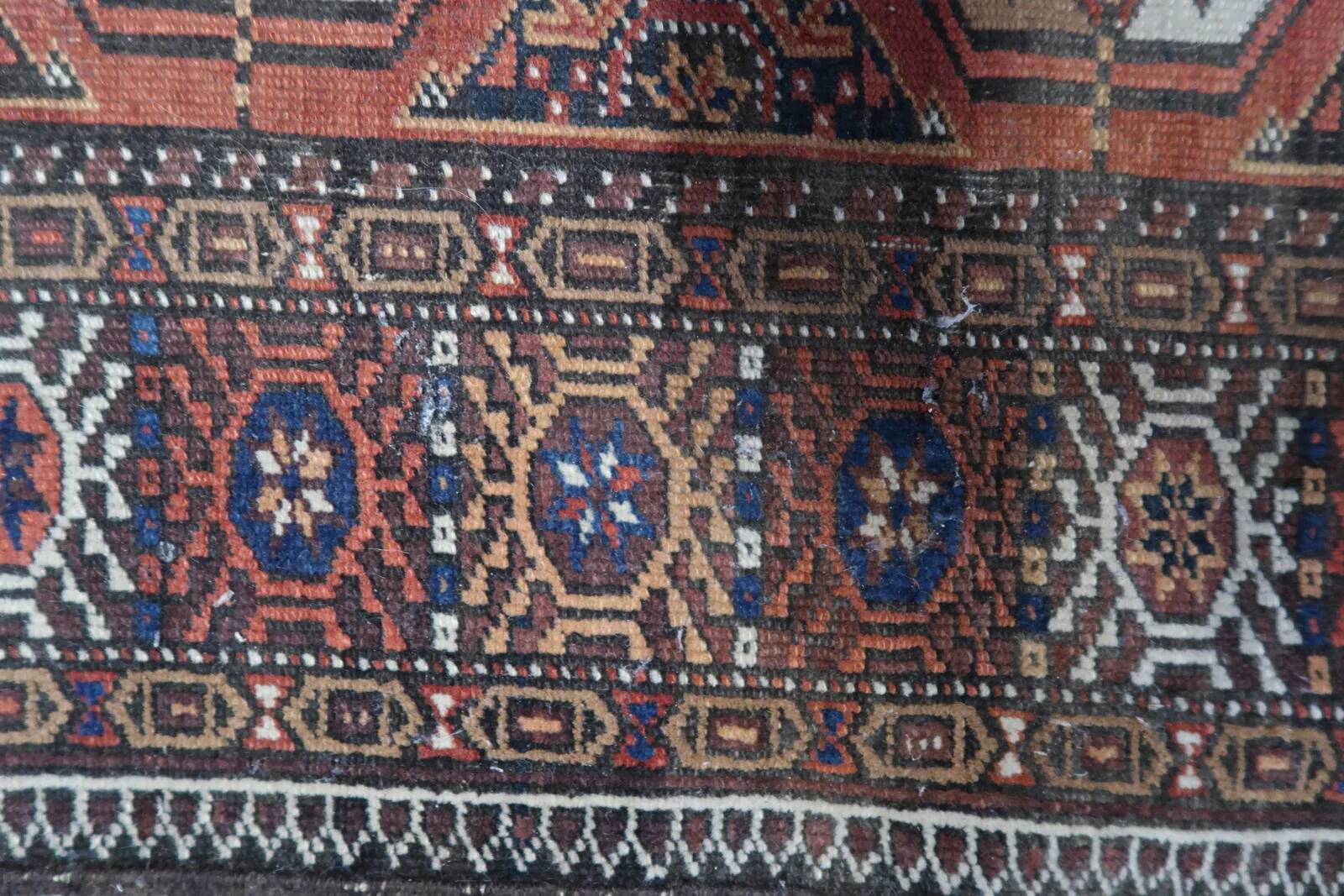 Handmade vintage Afghan Baluch rug 93cm x 164cm 1920s