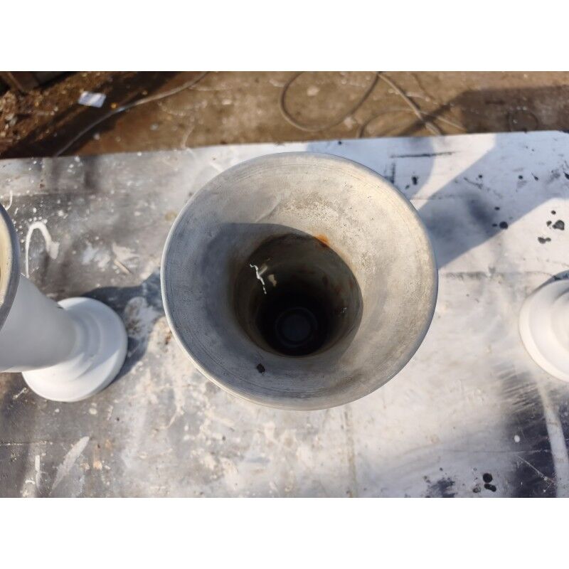 4 aluminium vases