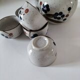 Japanese teapot and cups