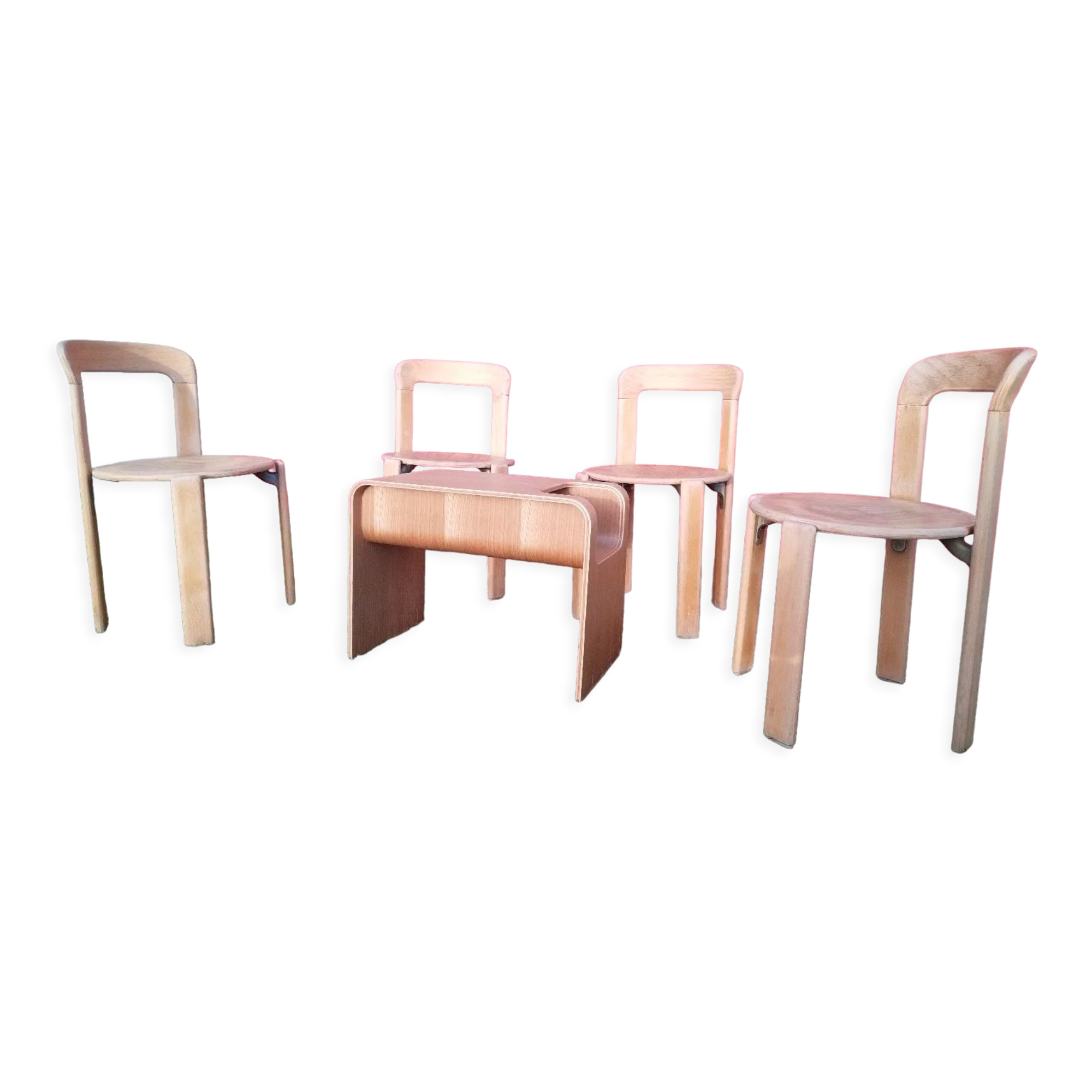 Living set with 4 chairs and a coffee table Bruno Rey