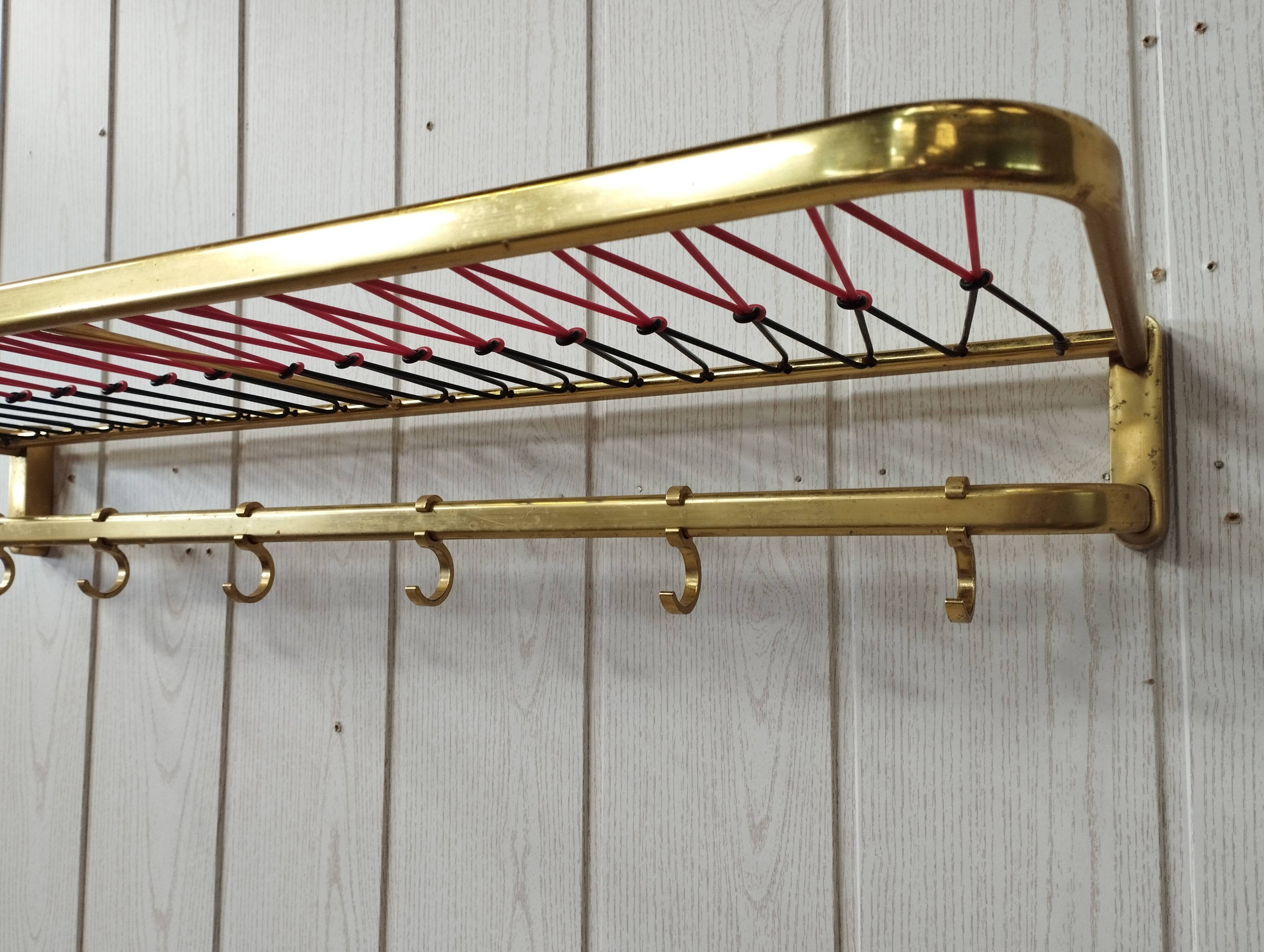 Vintage gold metal and scoubidou coat rack
