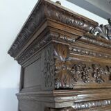 Renaissance style hunting cabinet in walnut