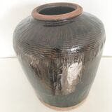 Asian jar in enamelled sandstone