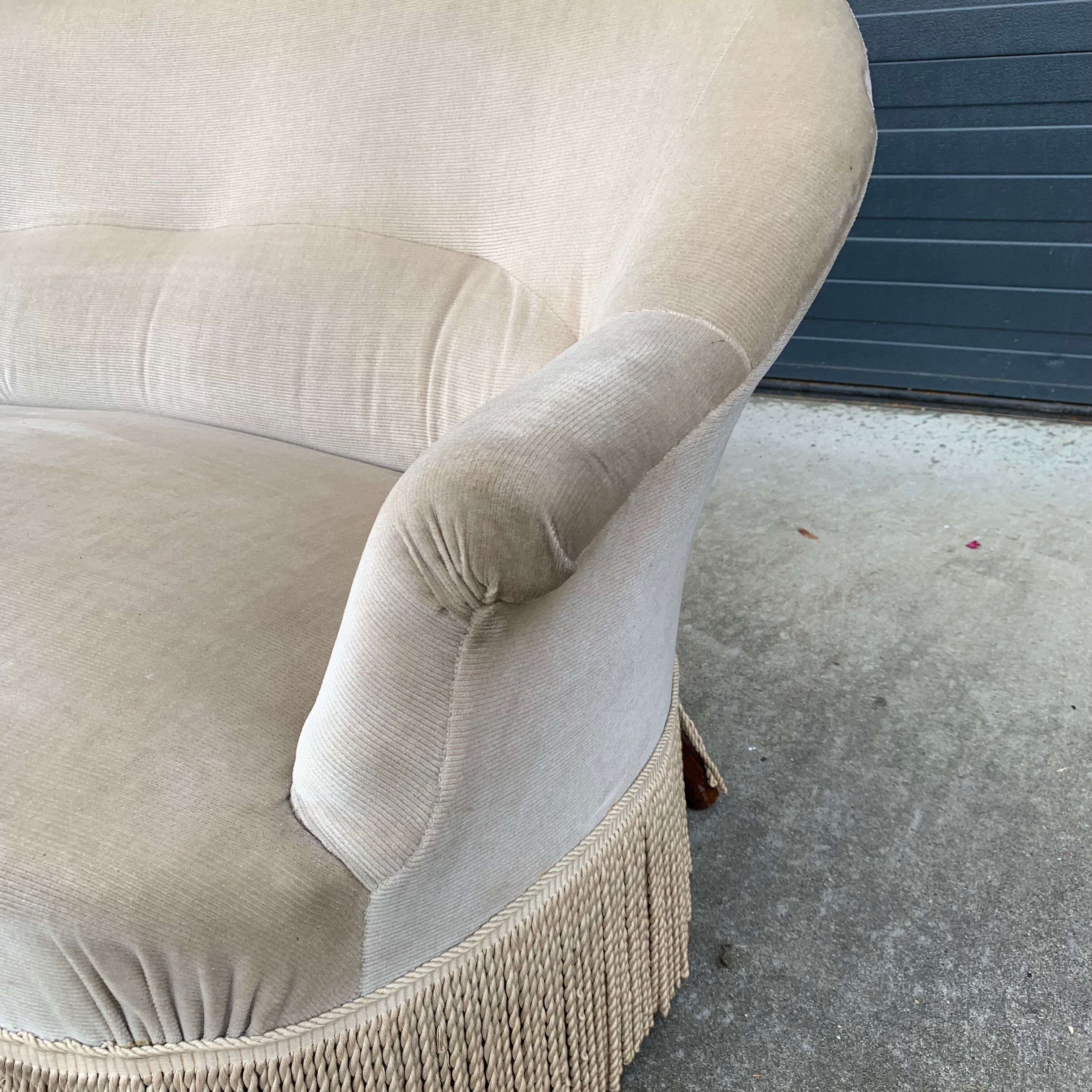 Toad sofa Napoleon III